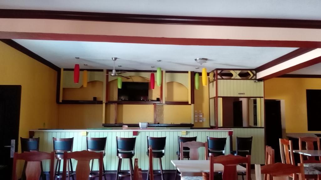 מונטגו ביי Hotel Tropik Leadonna מראה חיצוני תמונה