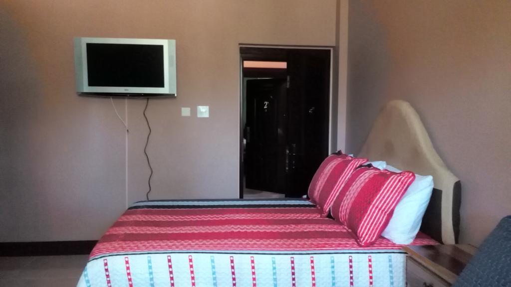 מונטגו ביי Hotel Tropik Leadonna מראה חיצוני תמונה