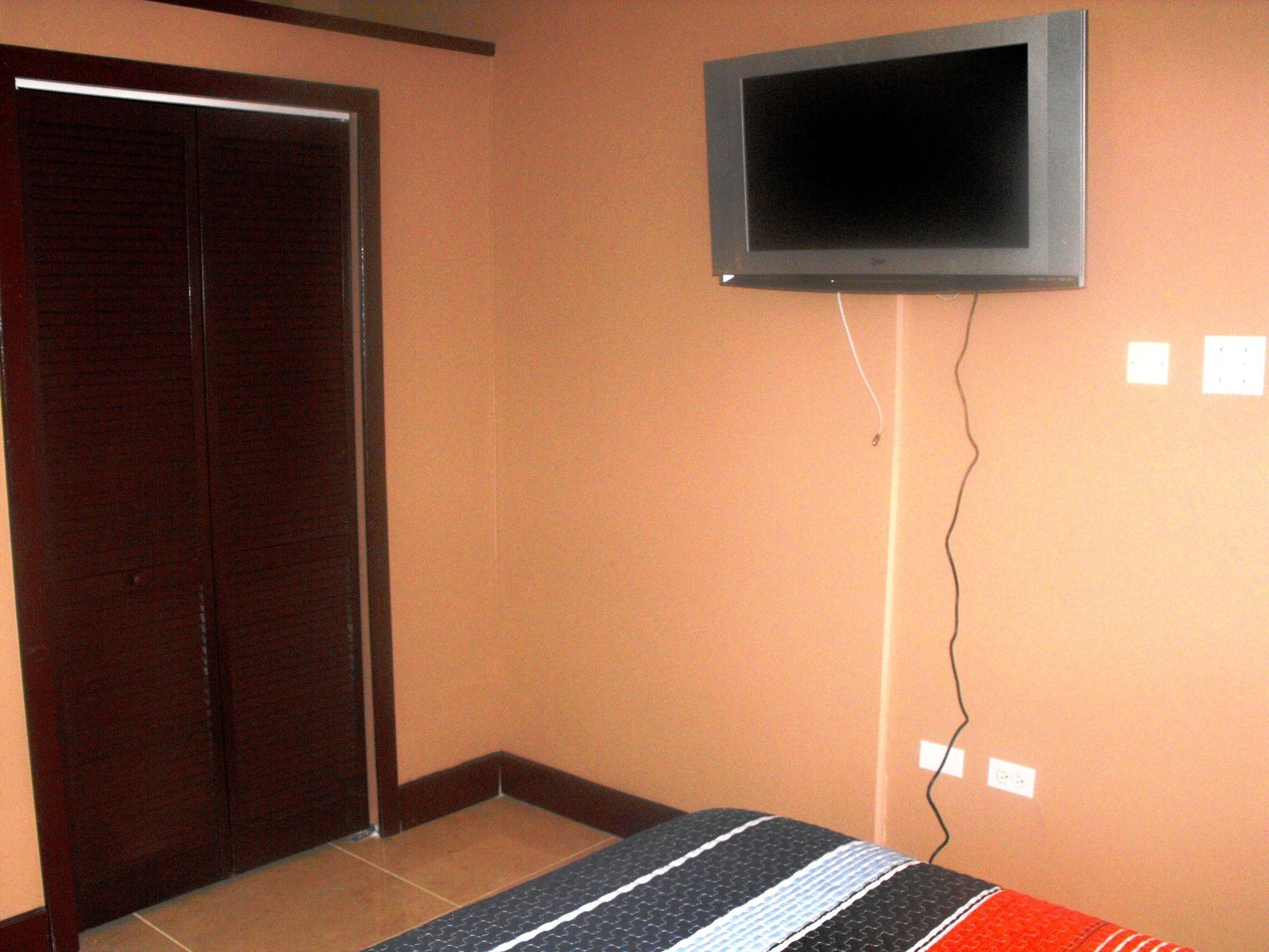 מונטגו ביי Hotel Tropik Leadonna מראה חיצוני תמונה