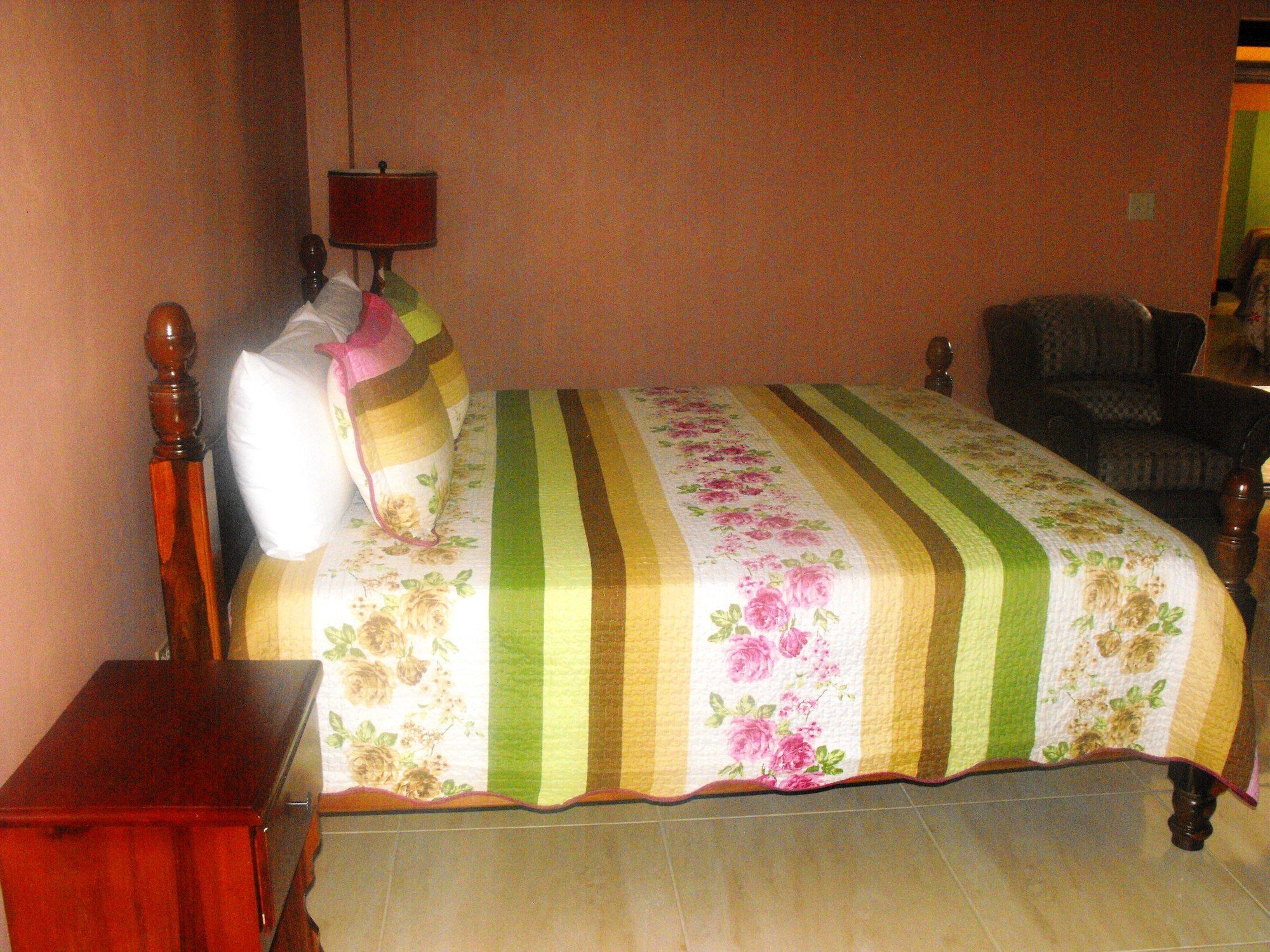 מונטגו ביי Hotel Tropik Leadonna מראה חיצוני תמונה