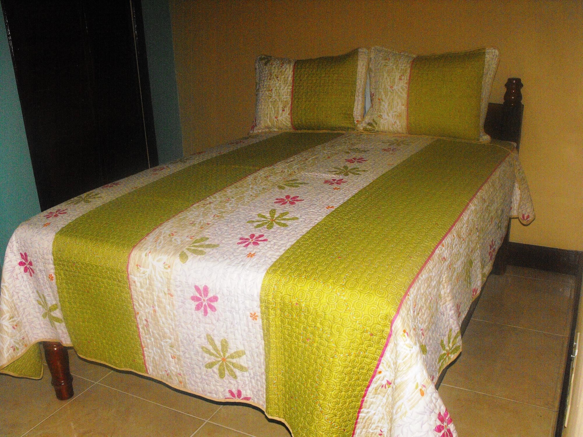 מונטגו ביי Hotel Tropik Leadonna מראה חיצוני תמונה
