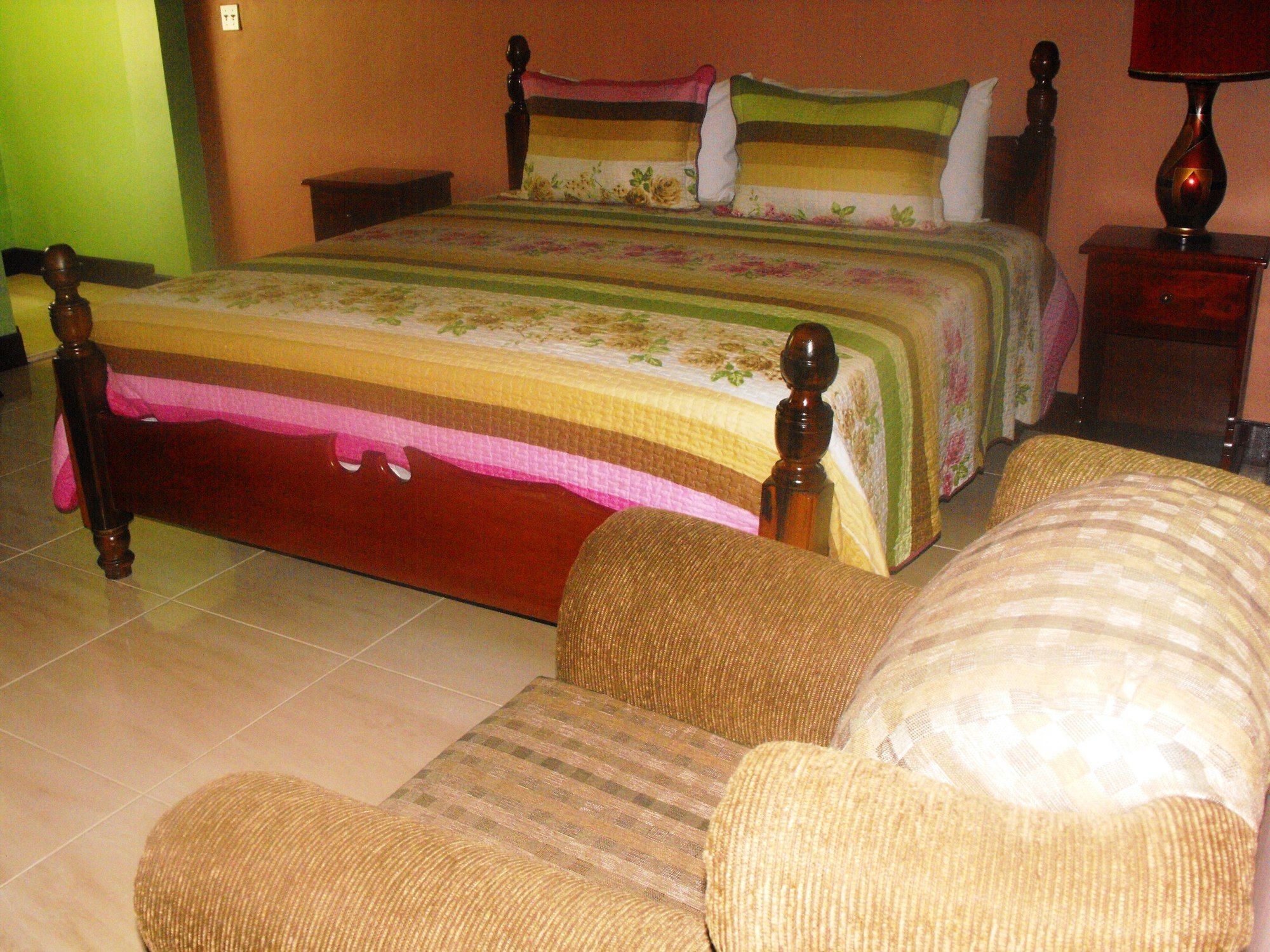 מונטגו ביי Hotel Tropik Leadonna מראה חיצוני תמונה